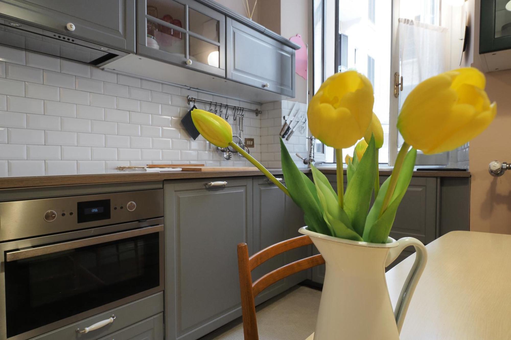 Primopiano - Piazza Napoli Apartment *
